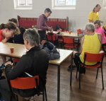 57. Meubilair is ingevlogen uit het DOP